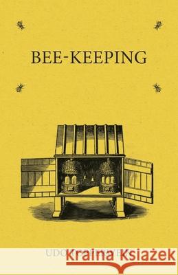 Bee Keeping Udo Topperwein 9781473334151 Home Farm Books - książka