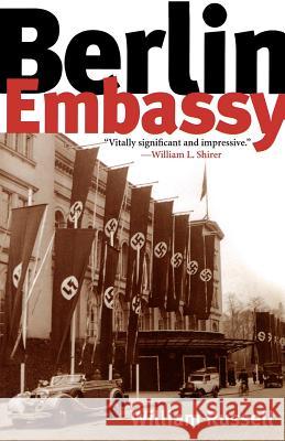 Berlin Embassy William Russell 9780786716944 Carroll & Graf Publishers - książka