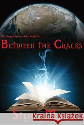 Between the Cracks Stefon Mears 9781948490375 Thousand Faces Publishing - książka
