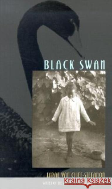 Black Swan Lyrae Va 9780822957874 University of Pittsburgh Press - książka
