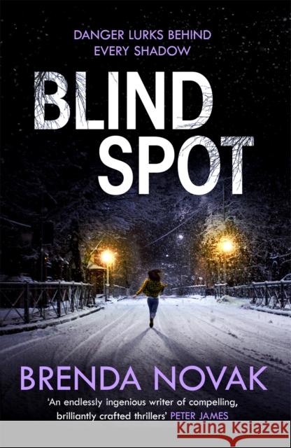 Blind Spot: A unputdownable new thriller to keep you reading all night! Brenda Novak   9781472241030 Headline Publishing Group - książka