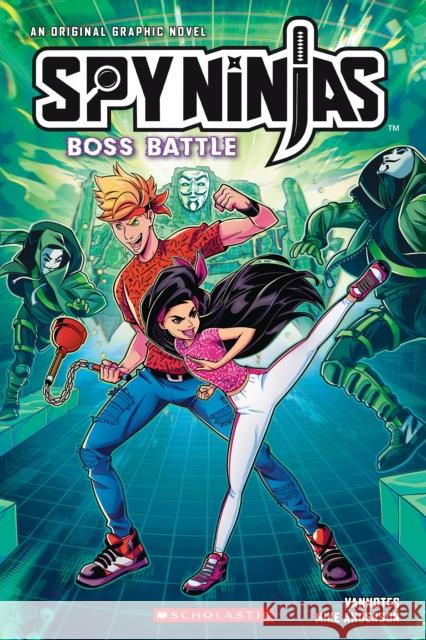 Boss Battle (Spy Ninjas Official Graphic Novel #3) Vannotes                                 Mike Anderson 9781339046976 Scholastic US - książka