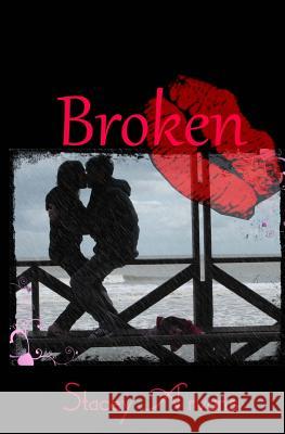 Broken Stacey R. Arvans 9781500105105 Createspace - książka