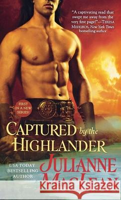 Captured by the Highlander Julianne MacLean 9781250813107 Griffin - książka