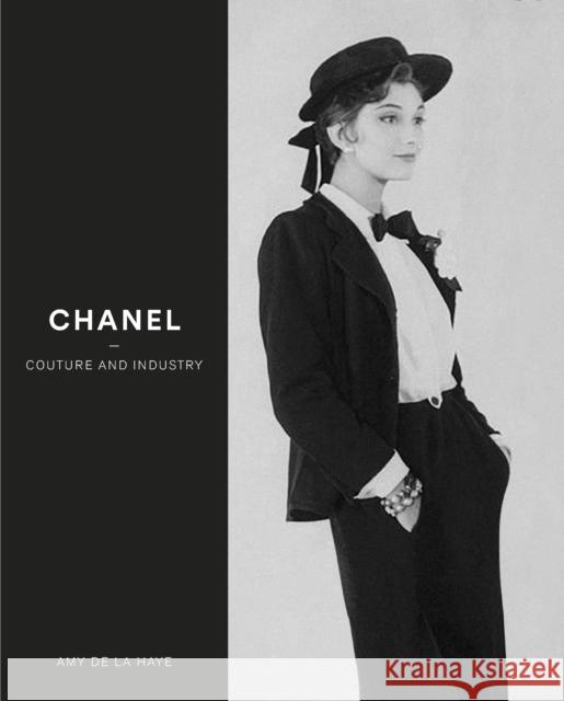 Chanel Amy de la Haye 9781838510381 V & A Publishing - książka