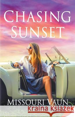 Chasing Sunset Missouri Vaun 9781635554540 Bold Strokes Books - książka