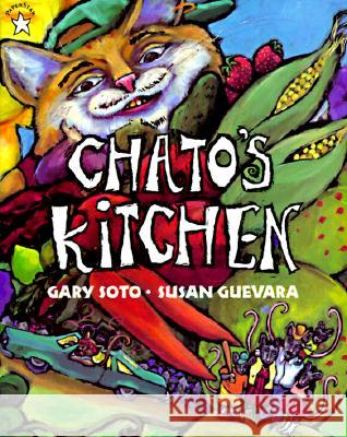 Chato's Kitchen Gary Soto Susan Guevara 9780698116009 Paperstar Book - książka