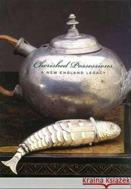 Cherished Possessions: A New England Legacy Carlisle, Nancy 9780970639486 Spnea Dist A/C - książka