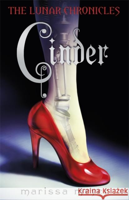 Cinder (The Lunar Chronicles Book 1) Marissa Meyer 9780141340135 Penguin Random House Children's UK - książka