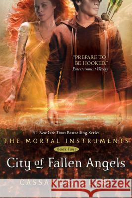 City of Fallen Angels Clare, Cassandra 9781442403543 Margaret K. McElderry Books - książka