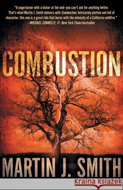 Combustion Martin J. Smith 9781626819207 Diversion Publishing - książka