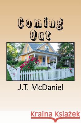 Coming Out J. T. McDaniel 9781943288120 C.E.B. Publishers - książka