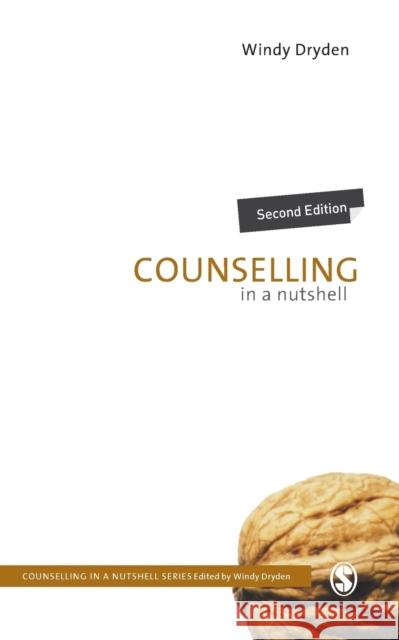 Counselling in a Nutshell Windy Dryden 9780857021151 Sage Publications Ltd - książka