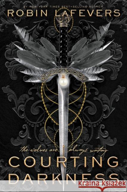 Courting Darkness Robin Lafevers 9780358238386 Houghton Mifflin - książka