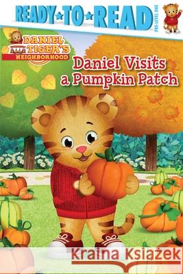 Daniel Visits a Pumpkin Patch Maggie Testa Jason Fruchter 9781534486638 Simon Spotlight - książka