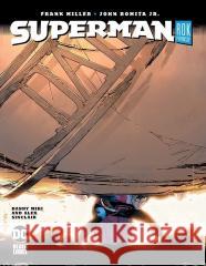 DC Black Label Superman Rok pierwszy Frank Miller, John Romita 9788328196124 Egmont - książka