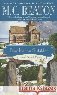 Death of an Outsider M. C. Beaton 9781455524075 Grand Central Publishing - książka