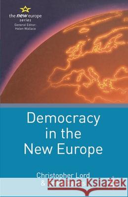 Democracy in the New Europe Christopher Lord 9781403913036  - książka
