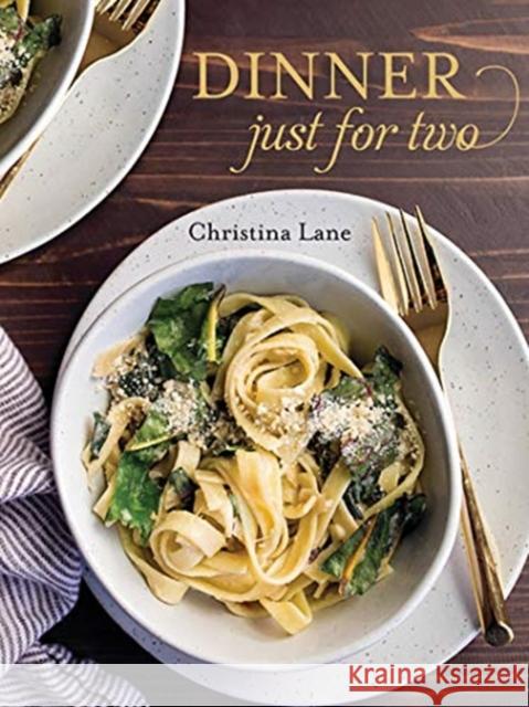 Dinner Just for Two Christina Lane 9781682680094 Countryman Press - książka