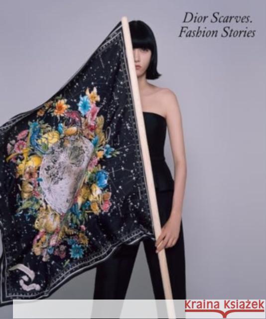 Dior Scarves. Fashion Stories.  9780500297711 Thames & Hudson Ltd - książka