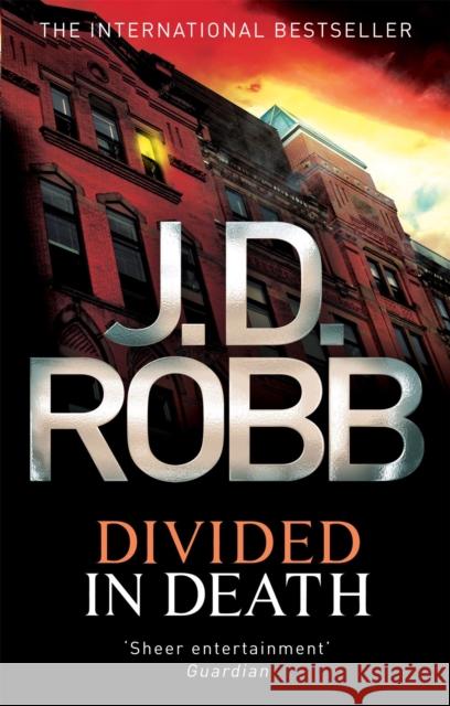 Divided In Death J D Robb 9780749957384 Little, Brown Book Group - książka