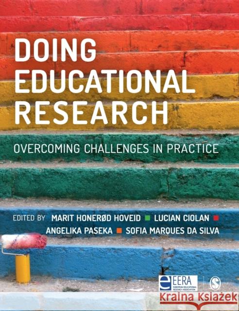 Doing Educational Research Honerød Hoveid, Marit 9781526435538 Sage Publications Ltd - książka