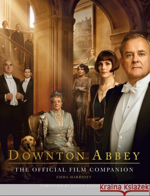 Downton Abbey: The Official Film Companion Emma Marriott 9781250256621 St. Martin's Publishing Group - książka