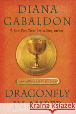 Dragonfly in Amber (25th Anniversary Edition) Gabaldon, Diana 9781524796884 Delacorte Press - książka