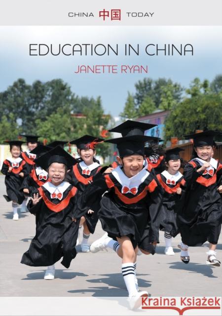 Education in China: Philosophy, Politics and Culture Ryan, Janette 9780745664088 Polity Press - książka