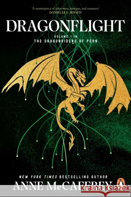 Dragonflight: (Dragonriders of Pern: 1) Anne McCaffrey 9781804996683 Transworld Publishers Ltd - książka