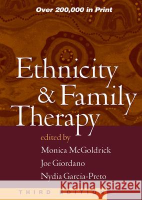 Ethnicity and Family Therapy McGoldrick, Monica 9781593850203 Guilford Publications - książka