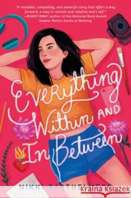 Everything Within and In Between Nikki Barthelmess 9780062976918 HarperCollins Publishers Inc - książka