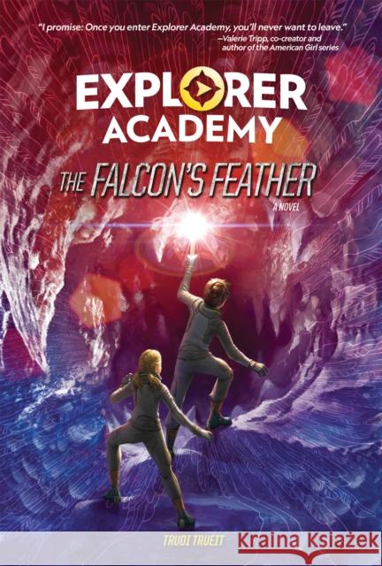 Explorer Academy: The Falcon's Feather (Book 2) Trueit, Trudi 9781426338175 Under the Stars - książka