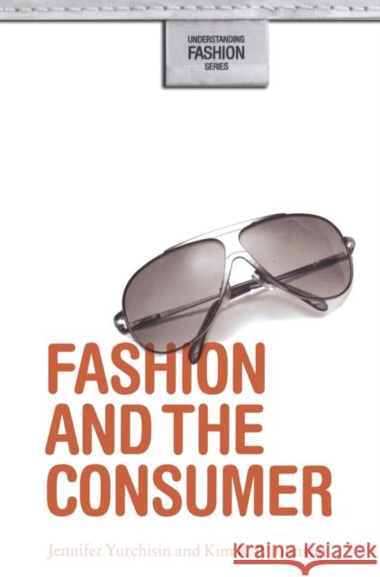 Fashion and the Consumer Kim KP Johnson 9781845207977  - książka