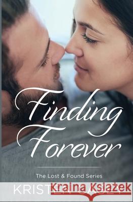 Finding Forever Kristen Casey 9780999404577 Gallant Fox Press - książka