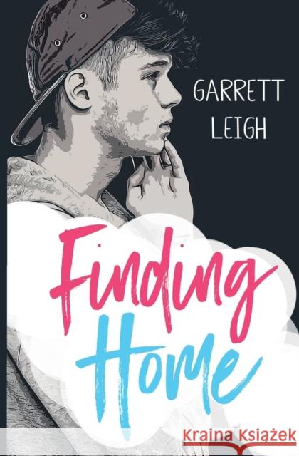 Finding Home Garrett Leigh 9781913220167 Fox Love Press - książka