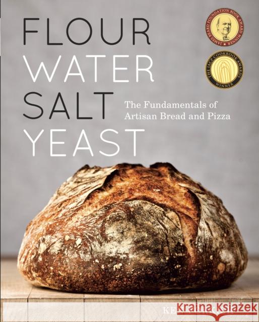 Flour Water Salt Yeast: The Fundamentals of Artisan Bread and Pizza [A Cookbook] Ken Forkish 9781607742739 Random House USA Inc - książka