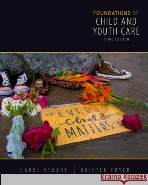 Foundations of Child and Youth Care Stuart-Fryer 9781792486364 Kendall/Hunt Publishing Company - książka