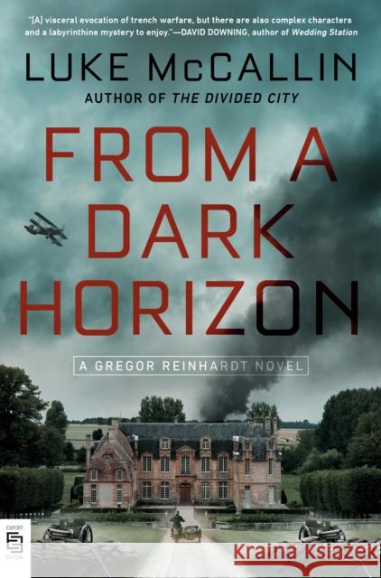 From a Dark Horizon Luke McCallin 9780593438008 Penguin Publishing Group - książka