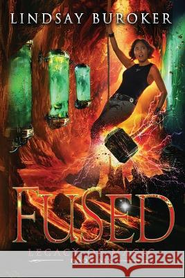 Fused Lindsay Buroker   9781951367329 Lindsay Buroker - książka