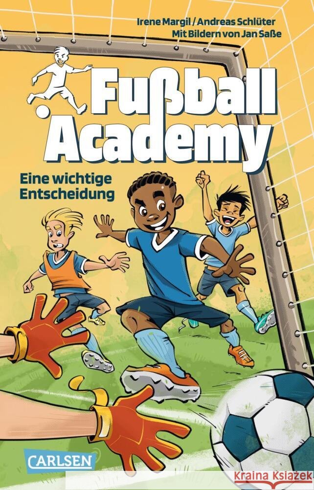 Fußball Academy Margil, Irene, Schlüter, Andreas 9783551322432 Carlsen - książka