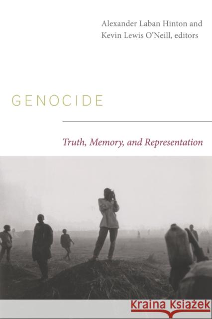 Genocide: Truth, Memory, and Representation Hinton, Alexander Laban 9780822344056 Duke University Press - książka