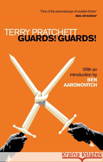 Guards! Guards!: Introduction by Ben Aaronovitch Terry Pratchett 9780552173032 Transworld Publishers Ltd - książka