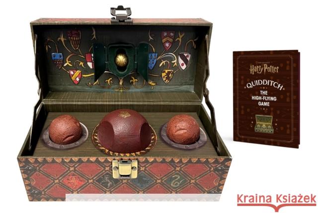 Harry Potter Collectible Quidditch Set (Includes Removeable Golden Snitch!): Revised Edition Donald Lemke 9780762483488 Running Press,U.S. - książka