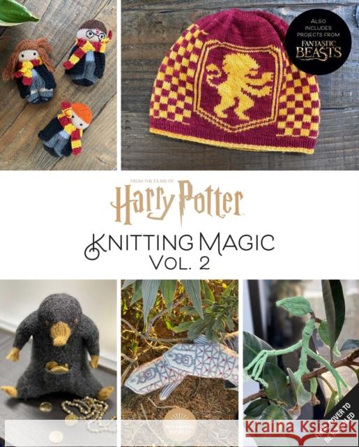 Harry Potter: Knitting Magic: More Patterns From Hogwarts and Beyond: An Official Harry Potter Knitting Book (Harry Potter Craft Books, Knitting Books) Tanis Gray 9781647221690 Insight Editions - książka