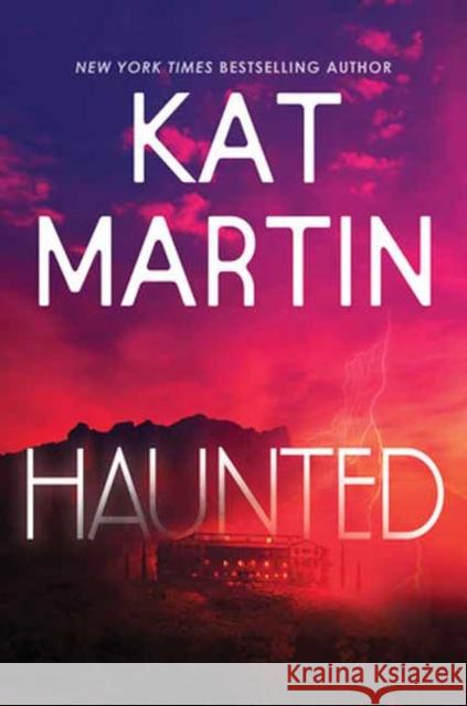 Haunted Kat Martin 9781496744067 Kensington Publishing Corporation - książka