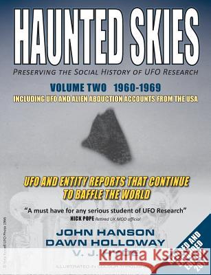 Haunted Skies Volume 2: 1960-1969 John Hanson (Indiana University Bloomington), Dawn Marina Holloway, Victoria Jane Hyde 9780995642829 Haunted Skies Publishing - książka