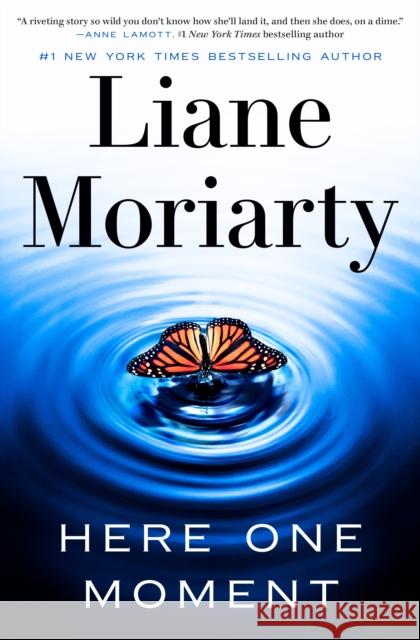 Here One Moment Moriarty, Liane 9780593798607 Crown Publishing Group (NY) - książka