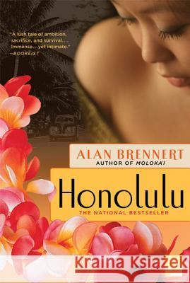 Honolulu Alan Brennert 9780312606343 St. Martin's Griffin - książka