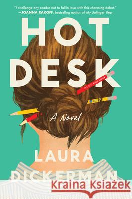 Hot Desk Laura Dickerman 9781420530315 Thorndike Press Large Print - książka